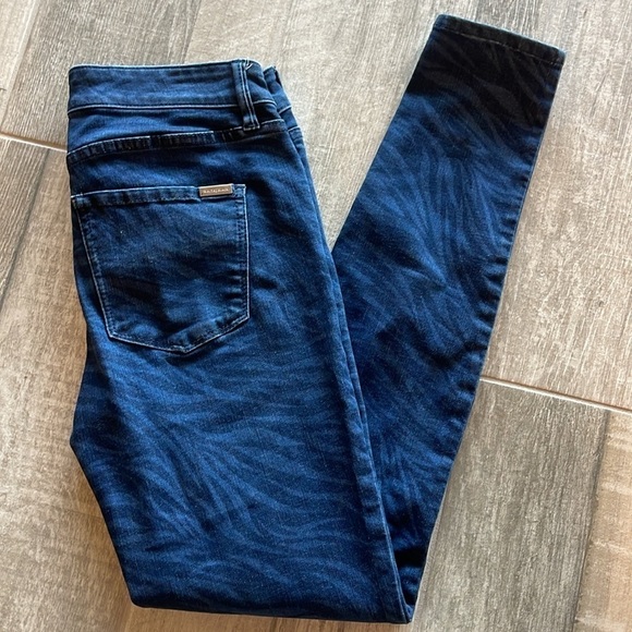 White House Black Market Womens Mid Rise Blue Zebra Print The Skinny Jeans 6 - Picture 4 of 8